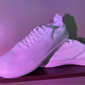 Men’s White Knit Athletic Sneakers